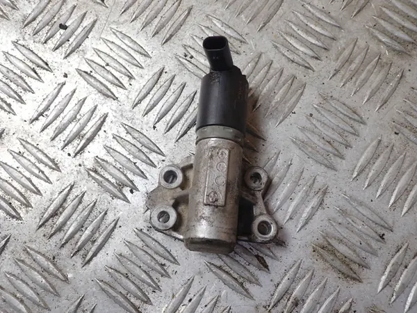 Volvo XC90 2019 Válvula de ajuste do comando de válvulas OEM 14150072 image 1