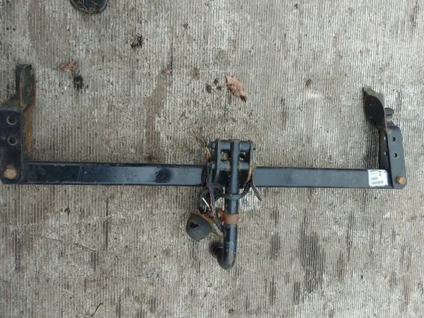 Trekhaak OEM 30682082 voor Volvo XC70 II image 2