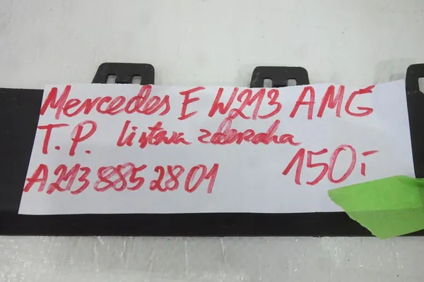 Achterbumper trim rechts Mercedes E W213 AMG Sedan A2138852801 image 4