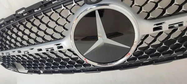 Griglia anteriore Mercedes Classe C W206 AMG A2068882100 image 3