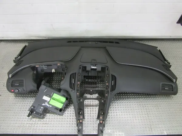Tableau de bord OE2025-Automonster Chevrolet Volt 2010 image 2