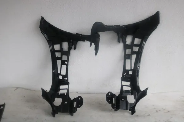 MERCEDES W205 AMG Deslizamento de Para-choque Esquerdo ou Direito OEM image 3