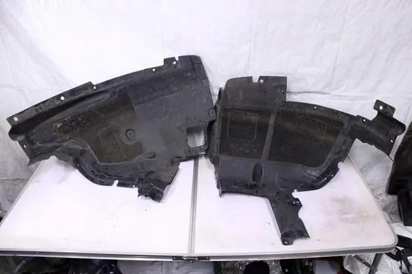 BMW X5 F15 F85 Front Right Wheel Arch 7290854 7291198 image 3