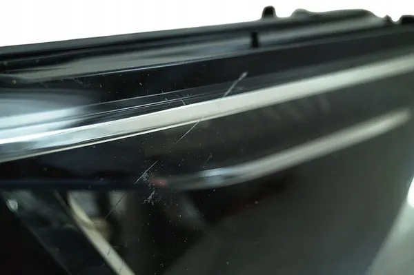 Oikea Etuvalaisin VW Passat B8 3G1 image 2