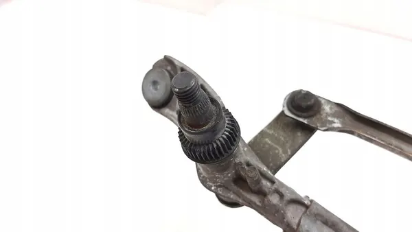 Pyyhkijän mekanismi BMW 3 E90 E91 2006 moottorilla 697826301 image 2