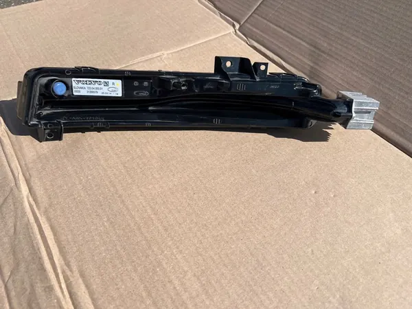 Volvo V40 DRL LED Lamppu Oikea 2 Pin image 2