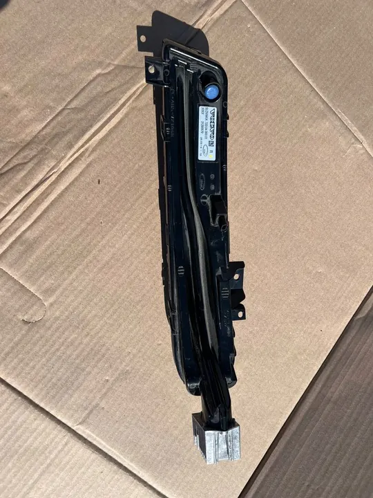 Volvo V40 DRL LED Lamppu Oikea 2 Pin image 5