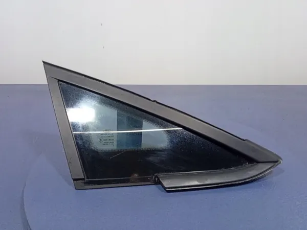 Vidrio Triangular Delantero Derecho Ford Fiesta MK7 OEM 8A61A29710A image 2
