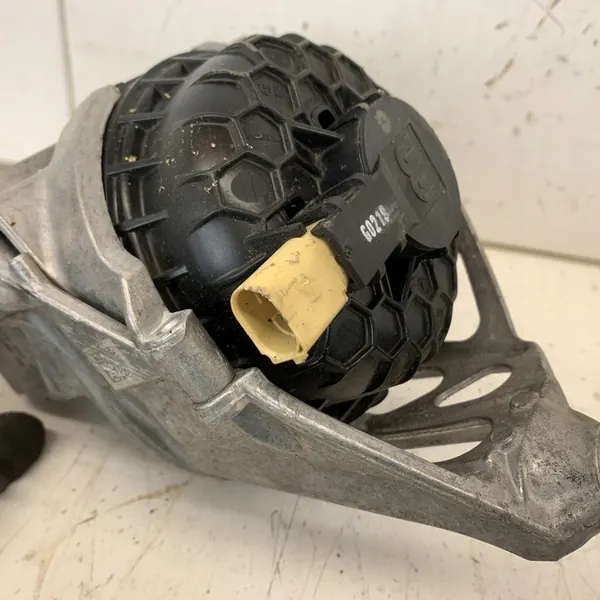 Cojín de Montaje del Motor Derecho Izquierdo AUDI Q5 II FY 80A TDI image 10