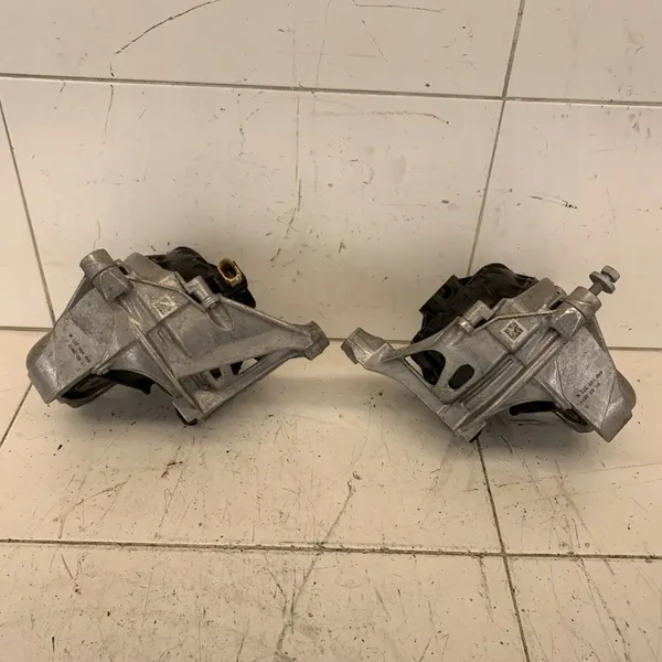 Cojín de Montaje del Motor Derecho Izquierdo AUDI Q5 II FY 80A TDI image 6