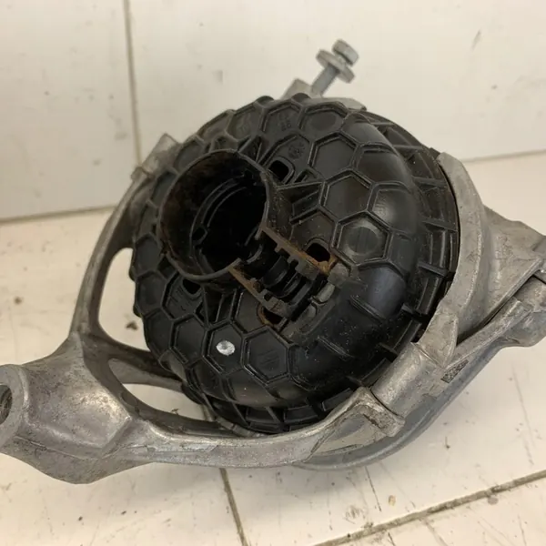 Cojín de Montaje del Motor Derecho Izquierdo AUDI Q5 II FY 80A TDI image 9