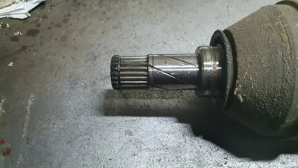 Opel Zafira B Astra H III 1.8 16V Vänster Halvaxel image 2