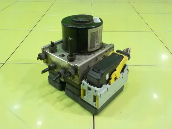 ABS-pumppu OEM 9675099980 Citroen C3 II 1.4 VTI:lle image 3