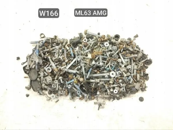 Mercedes-Benz Boutenset OEM 264421 voor M-klasse 2015 image 2