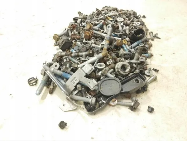 Mercedes-Benz Boutenset OEM 264421 voor M-klasse 2015 image 3