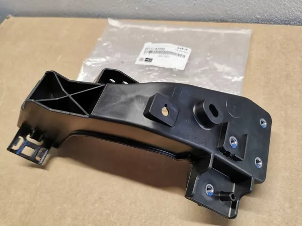Kia Niro II 22- vasen etuvalon kiinnike OEM 64117AT000 image 2