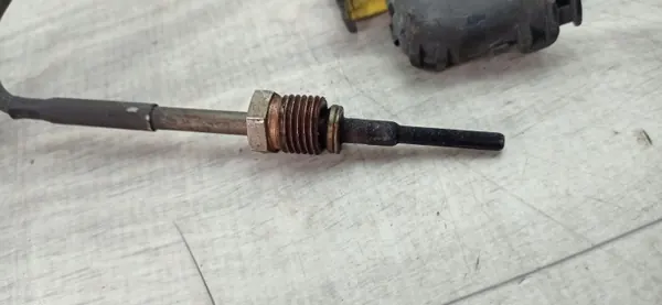 Sensor Temperatura Escape DAF XF CF 106 OEM image 3