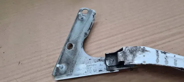 Front Right Fender Mount AUDI A5 SPORTBACK 8T0821136A image 2