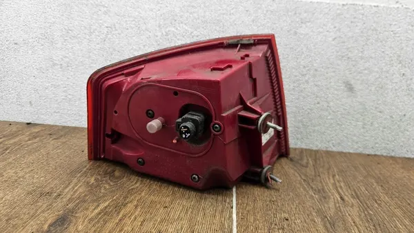 Audi A8 S8 D3 4E Luz Trasera Derecha 4E0945096H image 6