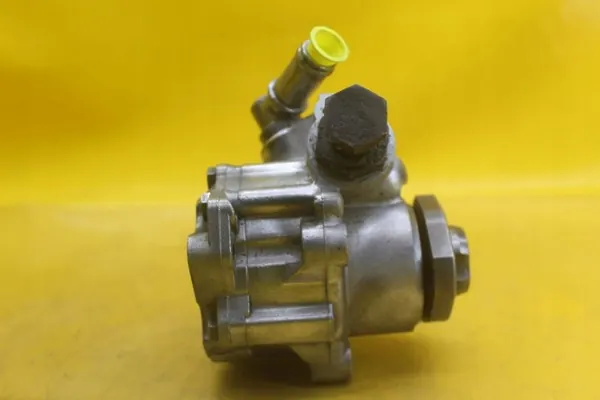 Pompe de direction assistée OEM 1931 pour VW Transporter T4 image 5