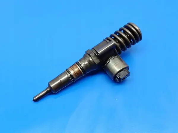 Dodge Caliber 2.0 CRDI polttoainepumppu OEM 03G130073G+ image 2