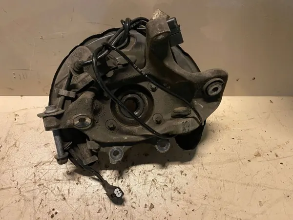 Mercedes-Benz takapyörän navan OEM UTO31410 image 3