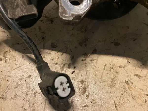 Mercedes-Benz takapyörän navan OEM UTO31410 image 4