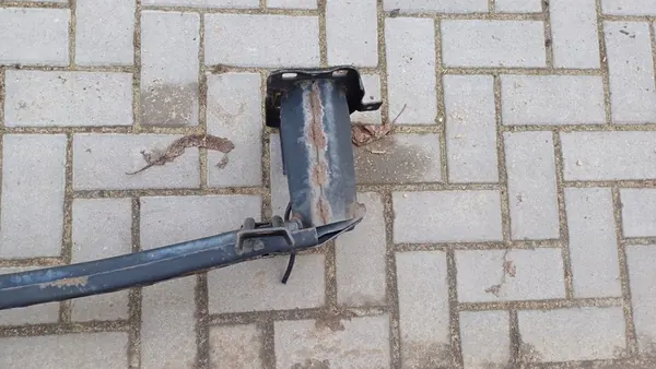 Viga de para-choque dianteiro Ford Fiesta MK8 OEM image 3