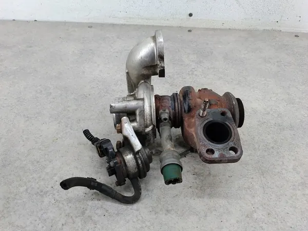 Turbocompresor con Colector Peugeot 207 1.6 HDI image 4