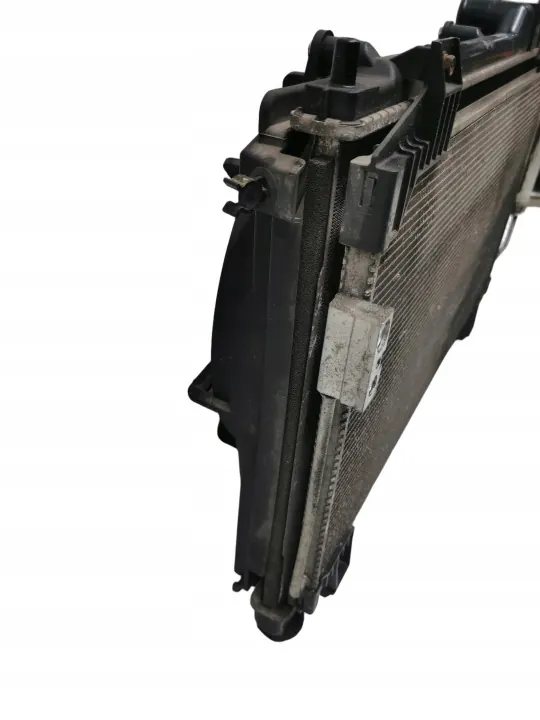 Kühlerlüfter Mitsubishi OE OEM 150715 - Gebraucht image 3