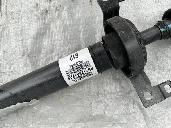 JEEP CHEROKEE KL Drivaxel P52123612AF image 2