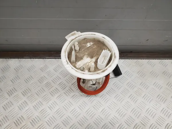 Brandstofpomp Audi Q3 8U 5N0919087J image 2