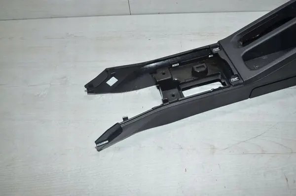 Zentral Tunnel Dacia Duster II 2018 image 3