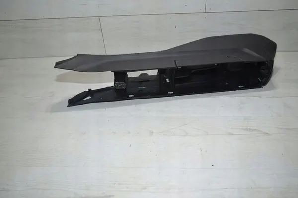 Zentral Tunnel Dacia Duster II 2018 image 4