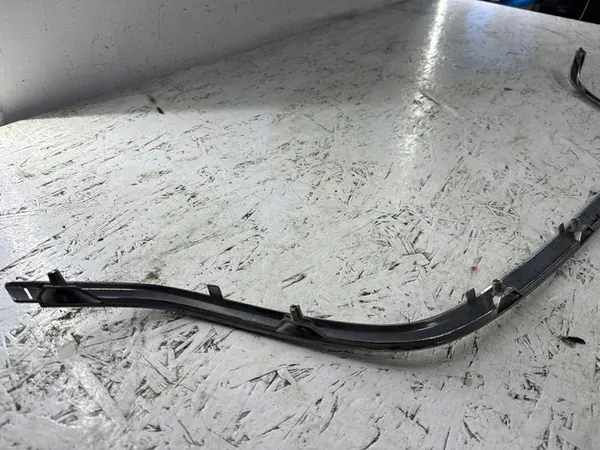 RENAULT TALISMAN 2016- Lower Chrome Grill Trim image 7