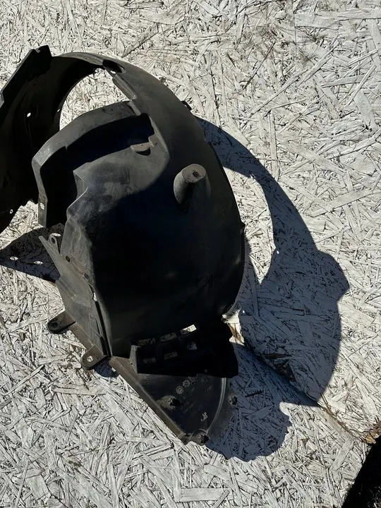 Renault Kadjar Front Left Wheel Arch 638418554R image 2