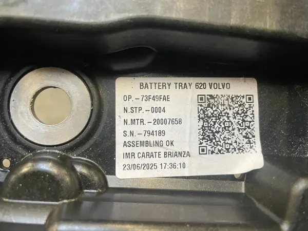 Batterieträger Volvo XC40 OEM 32348534 - Gebraucht image 3