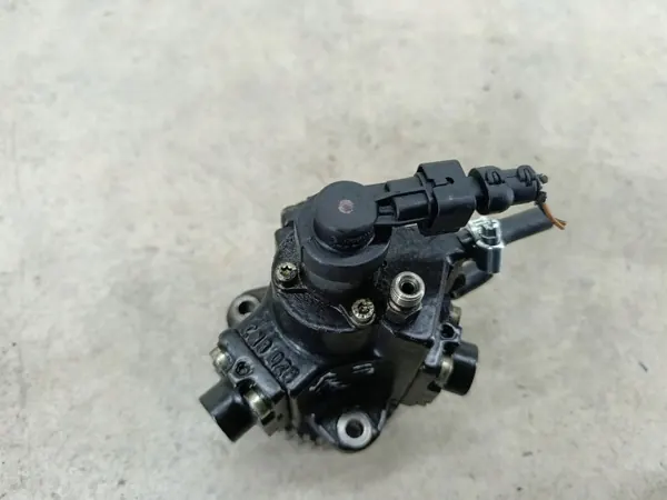 Injectiepomp OEM 00551937310445010097 Bosch Saab 9-3 II image 7