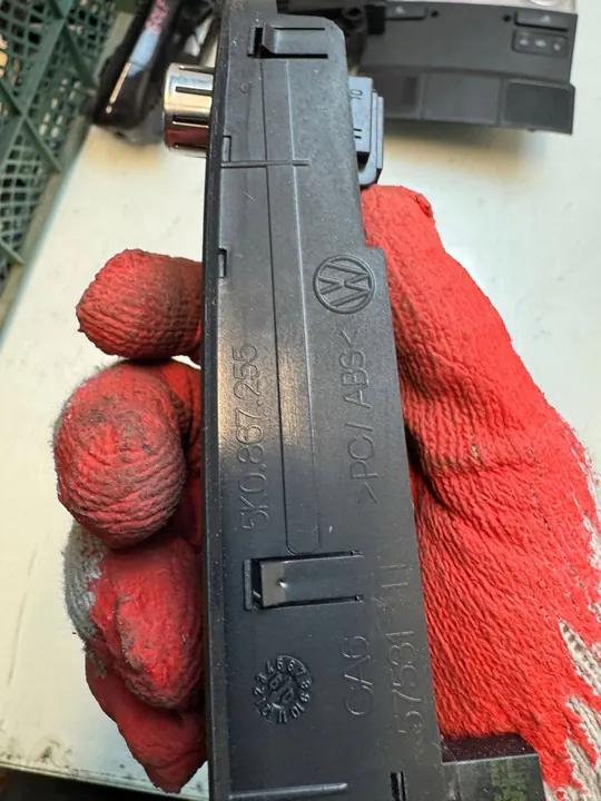 Türpanelgriff VW Golf VI Links 5K0867255 image 4