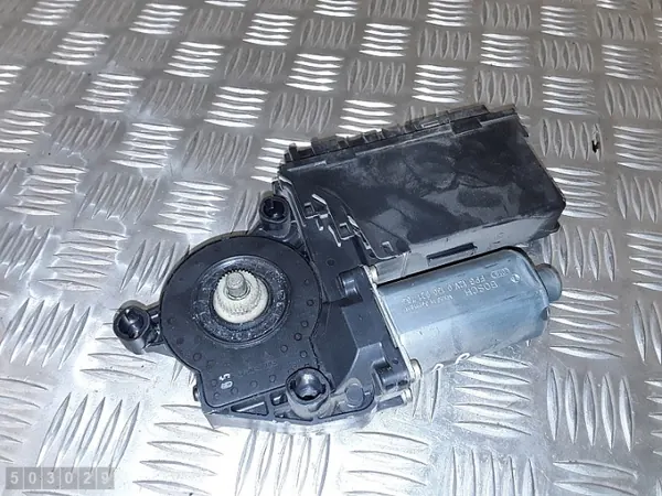 Regulador de ventana Audi A4 B6 OEM 105841106 Usado image 3