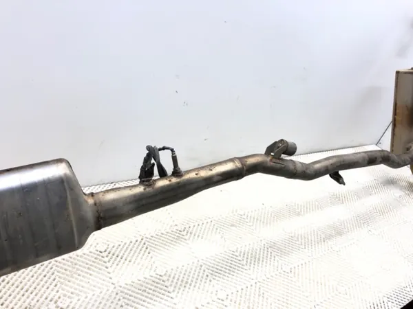 Pakoputken Vaimennin OEM 104324-21 BMW G30 2.0 190hv image 7