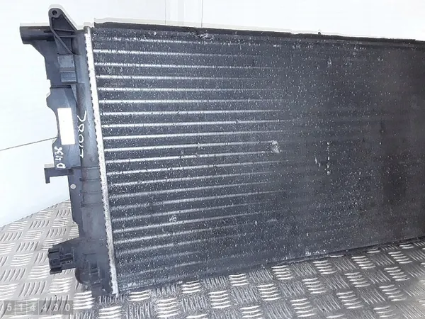 Radiateur Mercedes Sprinter W906 2014 2100diesel a9065000002 image 2