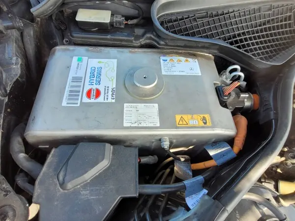 Mercedes W221 S400 Hybrid HV-accu OEM 2213430500 image 2
