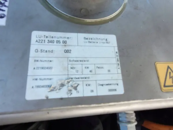 Mercedes W221 S400 Hybrid HV-accu OEM 2213430500 image 4