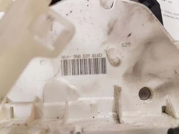 Bakdörrslås Höger Sida Volkswagen PASSAT CC image 4