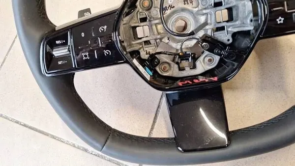 Renault OE Monitoimiohjake 484008094R image 3