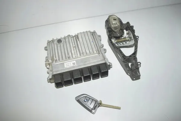 Ontstekingsset BMW 7 (G11, G12) 3.0L 195kw 2016 OEM 8598153 image 3