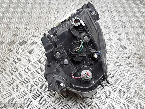 Etusumu Nissan Leaf 2013 260103nf0a image 8