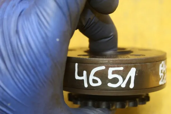 Kamaxeljusterventil OEM 06F109088G VW 2.0 TFSI image 8