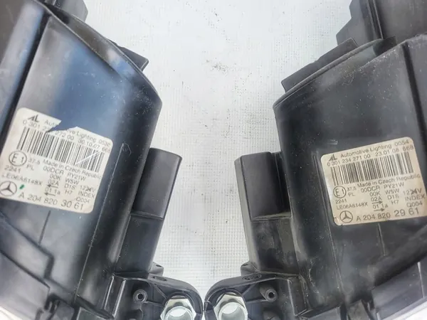 MERCEDES C W204 bi-xenon L + R A2048202961 A2048203061 image 7